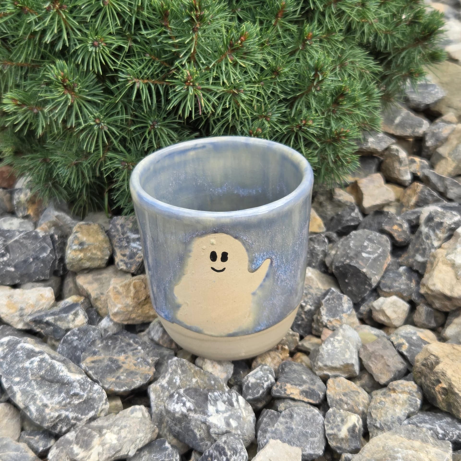 Keramický hrnček / Strašidielko 2.0 - cappuccino, fotka 1